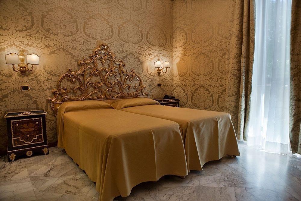 Hotel Des Epoques Rome Exterior photo