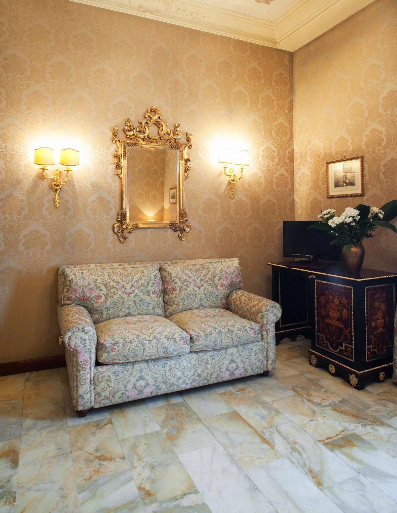 Hotel Des Epoques Rome Exterior photo